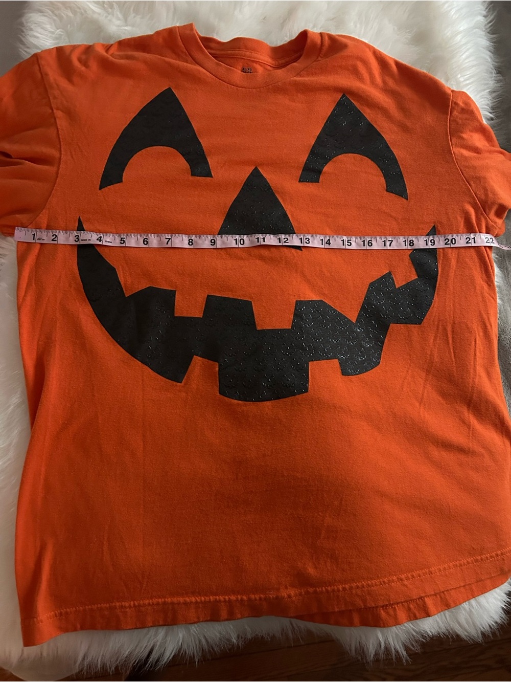 Pumpkin T-shirt with sparkly glittery shine - Picture 5 of 7